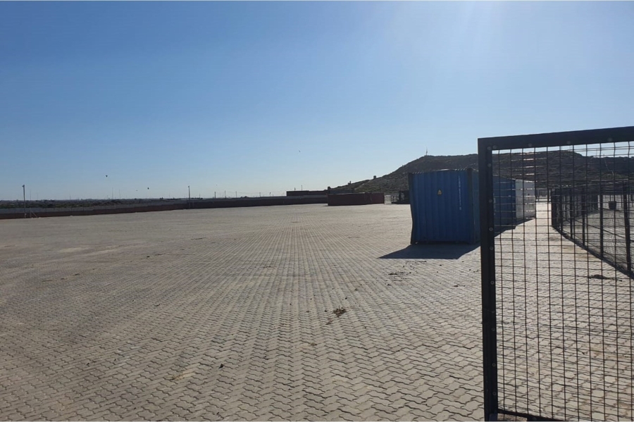 To Let commercial Property for Rent in Markman Industrial Eastern Cape